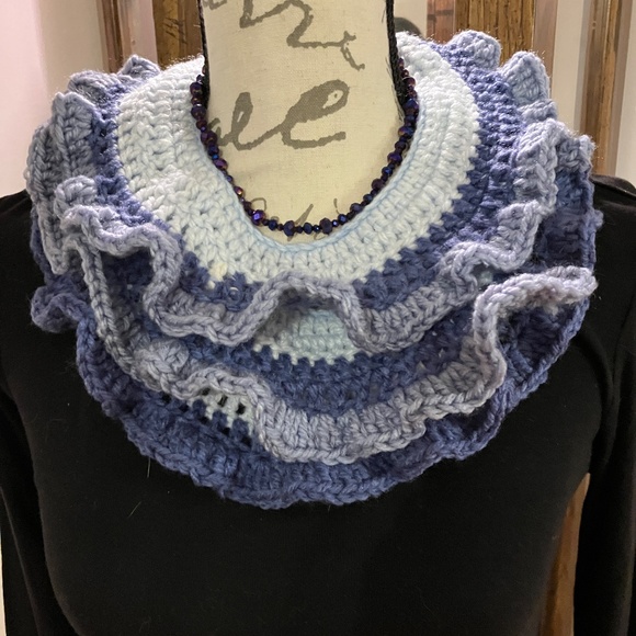 Elegant “Blue Jean” Hand Crocheted Scarf NWOT - Picture 8 of 8